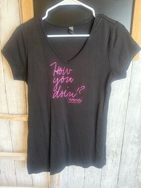 Women’s Wendy Williams TV show black XL V neck t Shirt “How You Doin’?